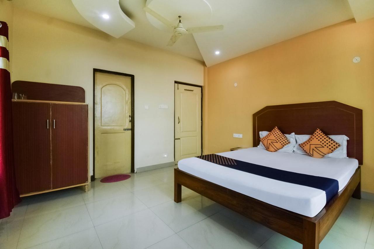 Spot On 74793 Hotel Sai Sudha Puri Kültér fotó
