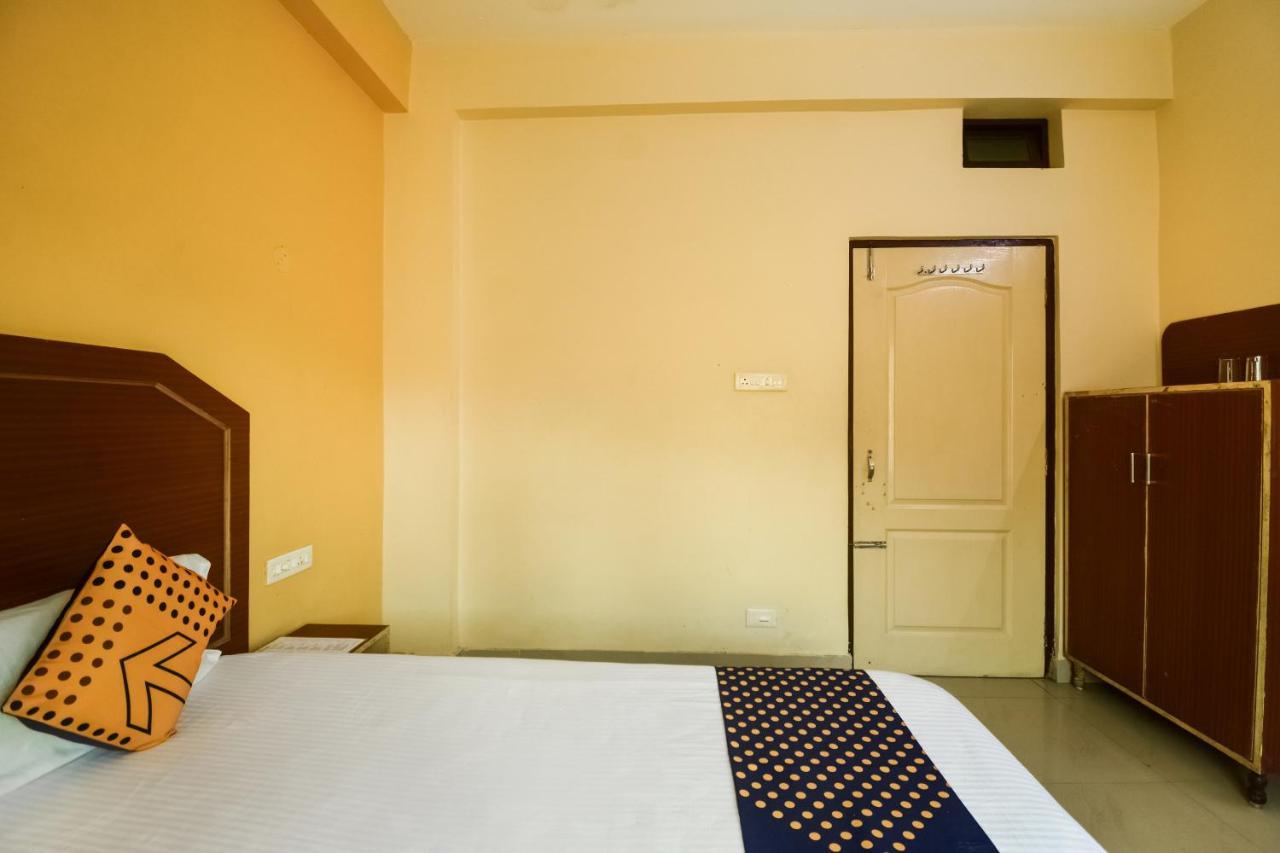 Spot On 74793 Hotel Sai Sudha Puri Kültér fotó